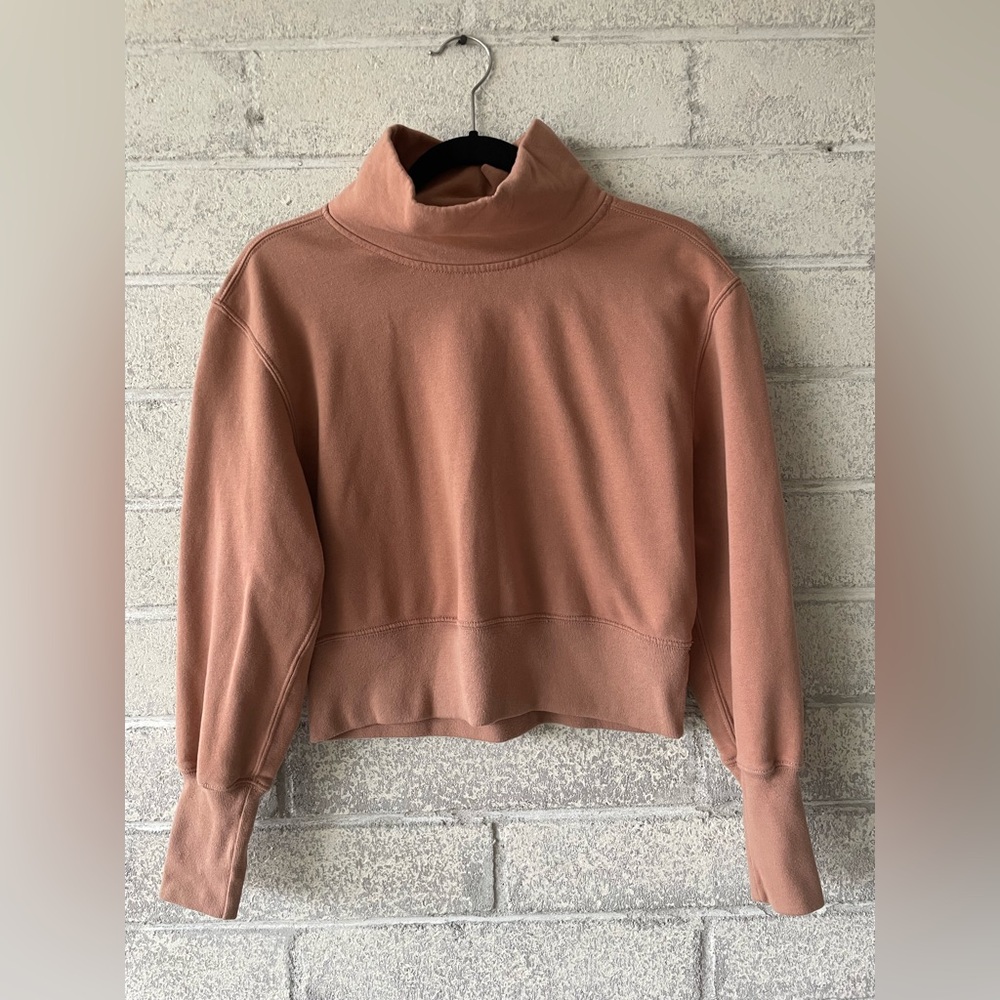 Abercrombie & Fitch Soft AF Crop Turtleneck